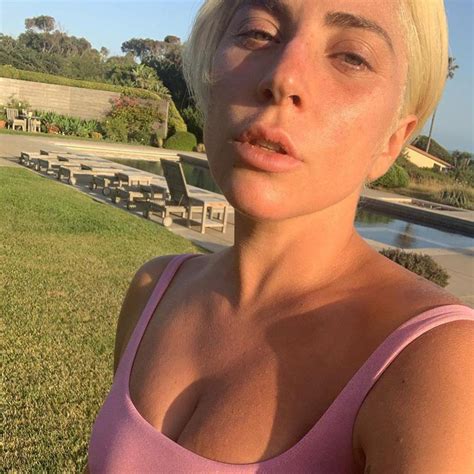 Lady Gaga Shows Off Glowing Complexion In Makeup Free Selfie