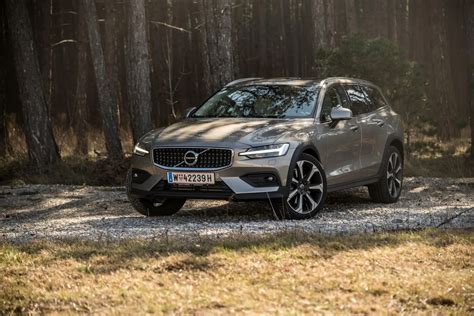 volvo  cross country  awd geartronic autofilou