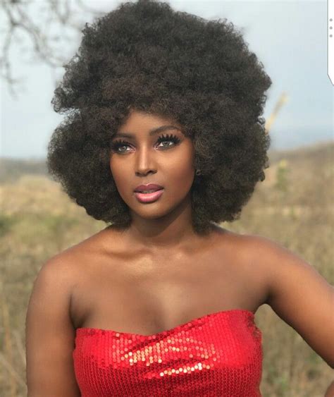 Pin By Enticing On Amara La Negra Afro Hair Woman