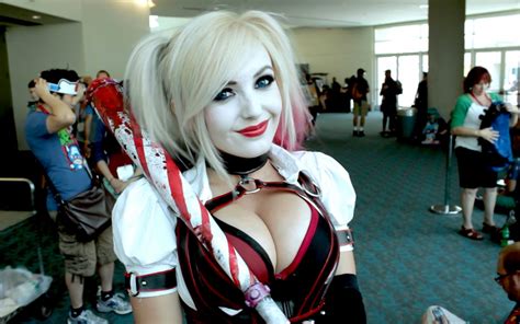 free download jessica nigri sexy harley quinn cosplay at comic con 2014