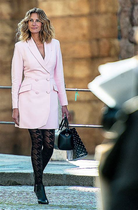Julia Roberts Shows Off Toned Legs In Pink Blazer Dress