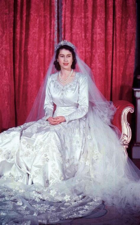I Helped Make The Queen S Wedding Dress And Loved It So Much I Used