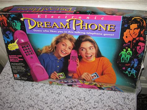 Electronic Dream Phone Board Game Miltion Bradley Game Ages 9