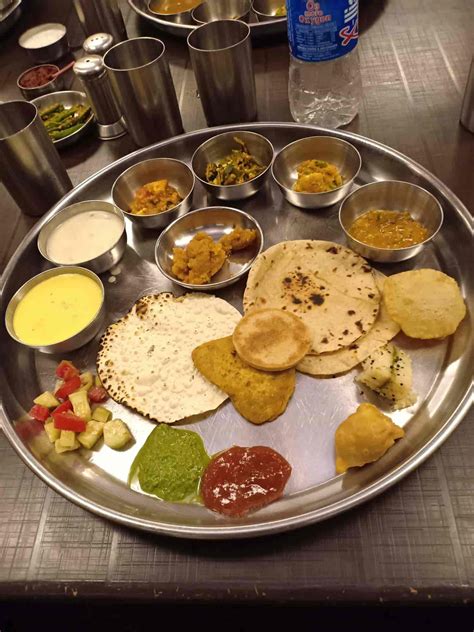 madhav ni pol vastral ahmedabad gujarati pure vegetarian cuisine