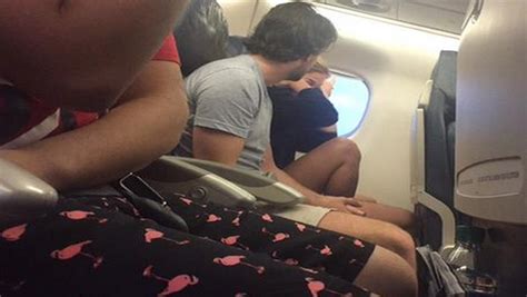 woman live tweets 2015 s most epic airplane break up in
