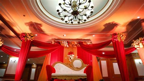 ballroom  bristol hotel gurgaon banquet hall  mg road
