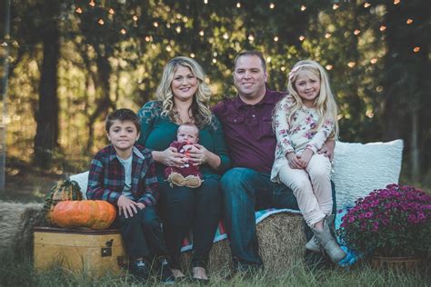 fall family photoshoot ideas colors  forest green plum  orange anniversary  fall