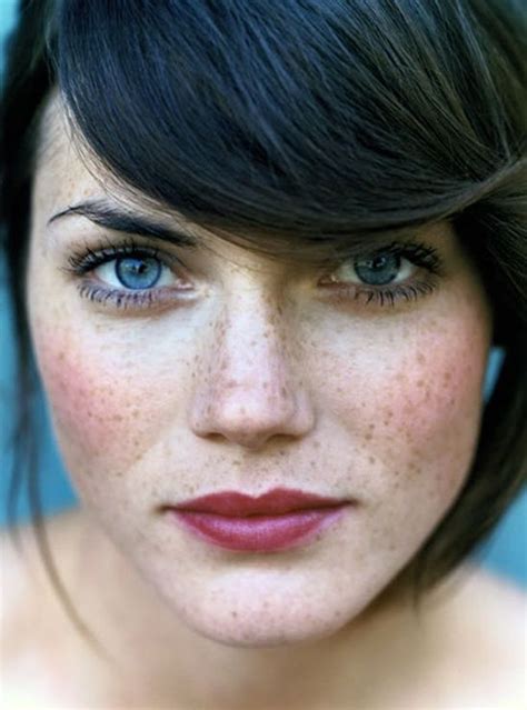 Freckles And Blue Eyes Freckles Fair Skin Makeup Brunette Makeup