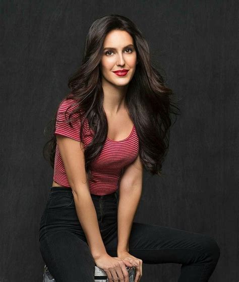 Isabelle Kaif To Debut In Bollywood Alongside Aayush