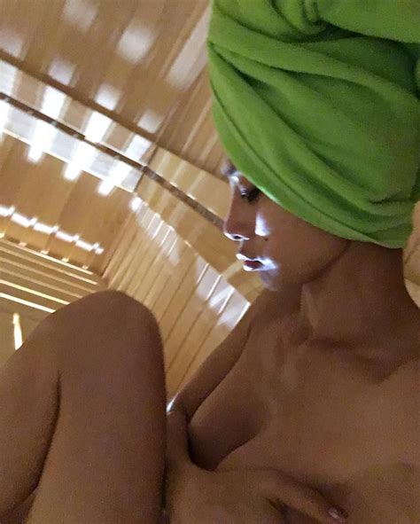Bai Ling Nude And Sexy 8 Photos Thefappening