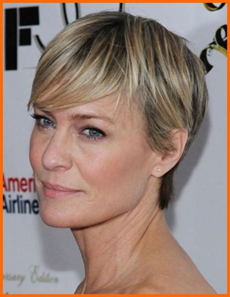 2020 Popular Short Hairstyles For Women Over 40 With Fine Hair