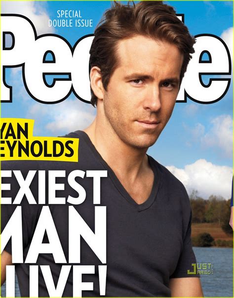Ryan Reynolds People’s Sexiest Man Alive 2010 Photo