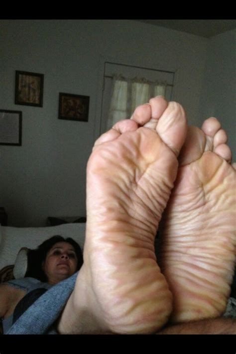 wrinkled soles mature porn photo