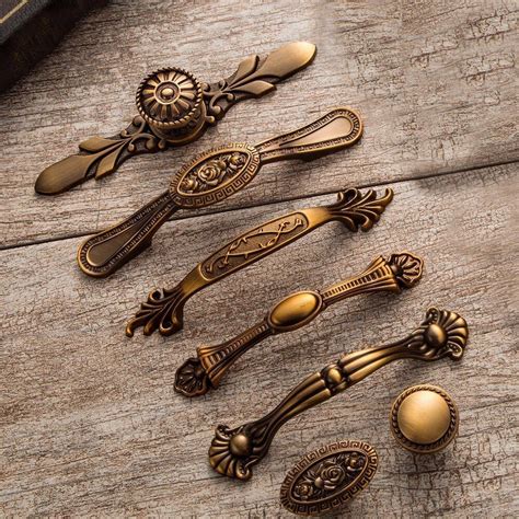 poignees  boutons de porte en bronze jaune tiroir antique noble poignees de armoires de