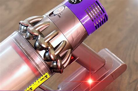 dyson blinking red light heres    cleaners talk