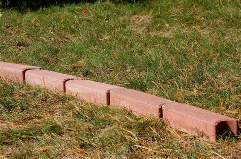 install lawn edging pavers   mowing strips