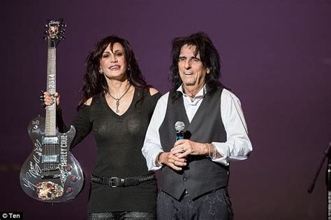 alice cooper strips for melbourne airport security daily