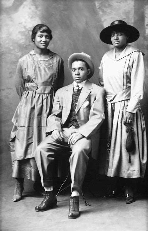 group  portraits  black americans   late  early