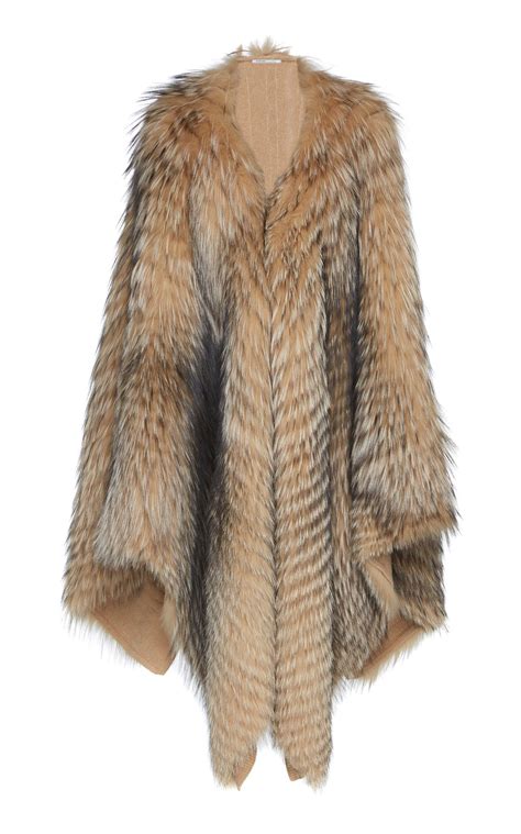 click product  zoom moda operandi fur cape fur fashion