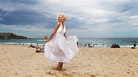 Abby Earl A Splash Of Marilyn Monroe At Bondi Beach For Flickerfest