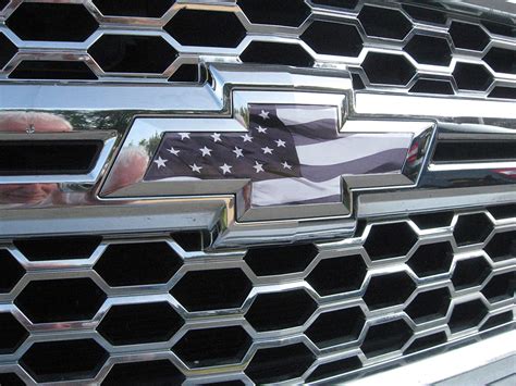 Buy Emblemsplus Black And White American Flag Chevy Colorado Truck