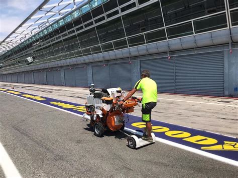pit lane marking sponsor graphics monza circuit italy roadgrip