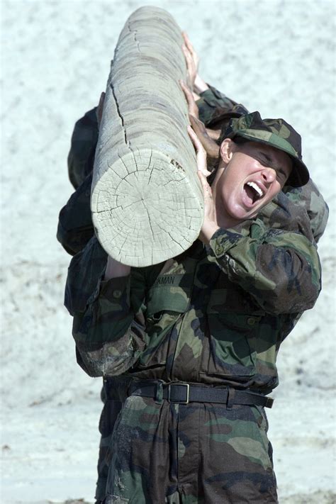 photo lifting  log activity army exercise