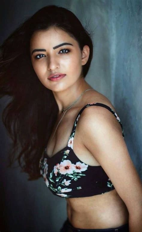 Rukhsar Dhillon Beauty Girl Beautiful Indian Actress Teenage Girl