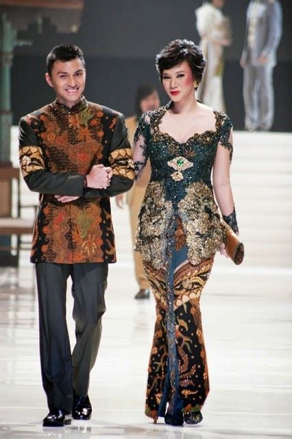 12 Model Kebaya Pengantin Artis Indonesia Paling Populer Model Kebaya
