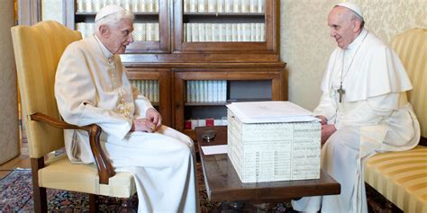 benedict xvi returns to vatican for first time