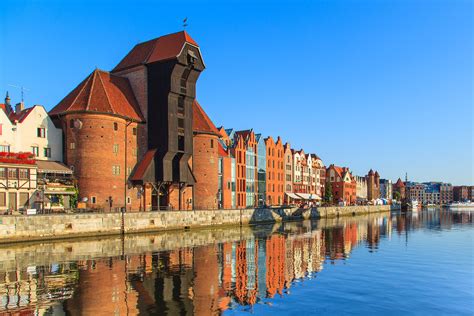 explore gdansk  town   day  blond travels