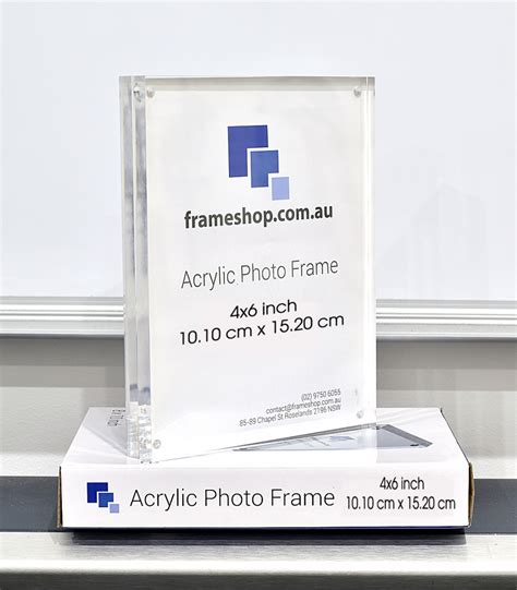 crystal clear acrylic picture frame   stand  portrait