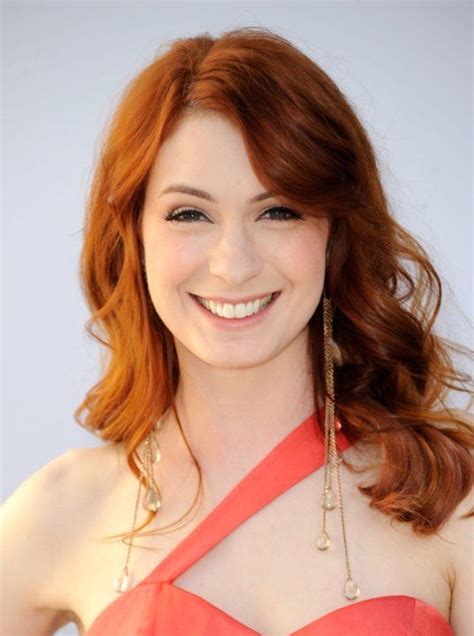 Felicia Day Celebrities Female Celebs Felicia Day Becoming An