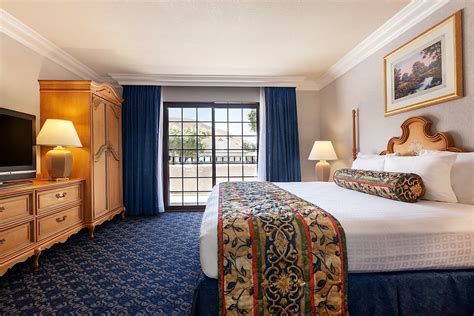 king suite guest rooms sands inn suites