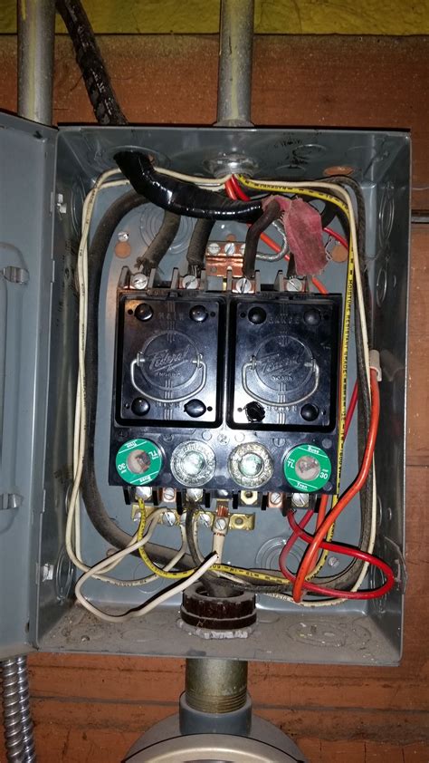 Question About Fuse Boxes Electricians