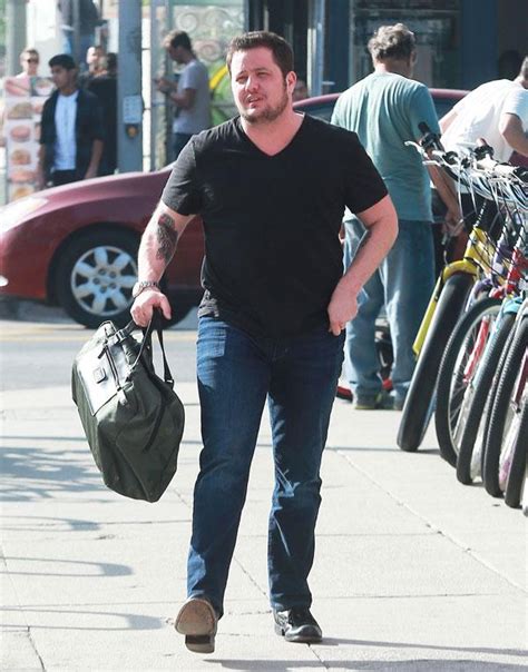 He S Keeping The Weight Off Chaz Bono Displays Super Slimmed Down