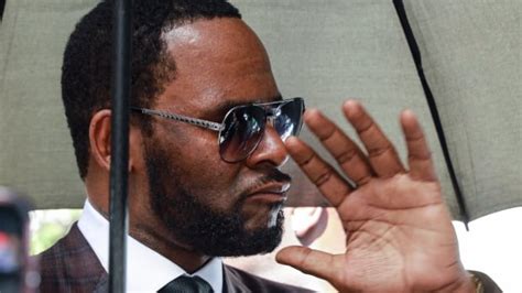 R Kelly To Be Held In Jail Without Bond Judge Rules Cbc News