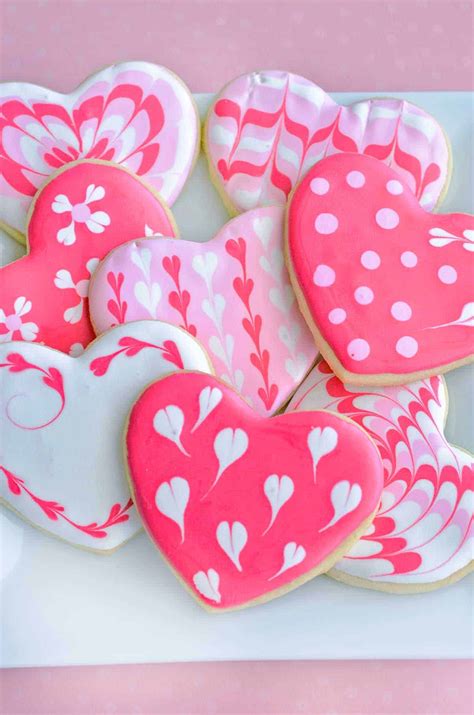 heart shaped cookies  easy royal icing recipe