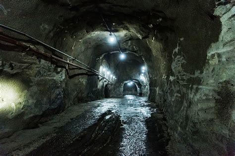 nella miniera piu profonda deuropa viaggio  gaj  metri sotto terra russia  italia