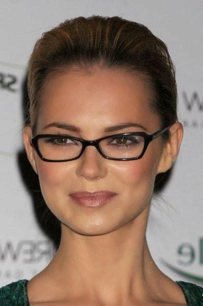 Hairstyles For Square Faces With Glasses Best Hairstyles Brunettes