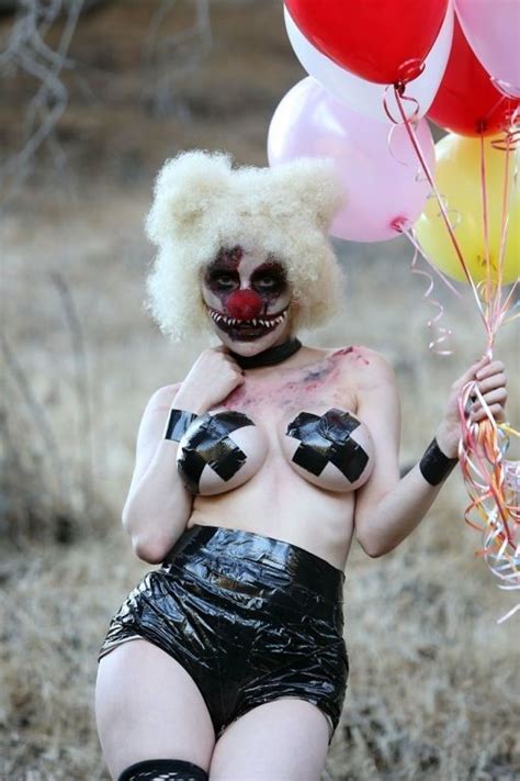courtney stodden as a topless evil clown rating 5 24 10