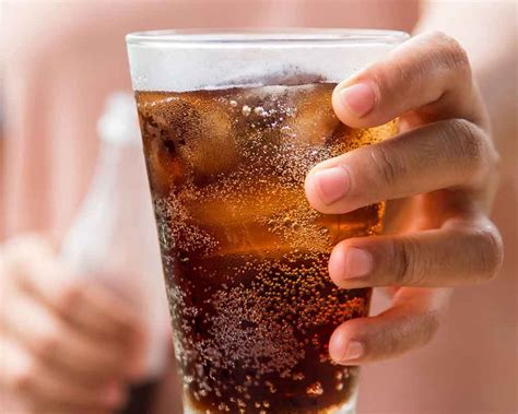 drinking soda sweetened drinks   chronic kidney disease study
