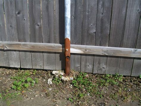 fence post failure