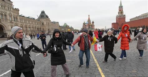 moskou tolereert demonstratie op rode plein buitenland hlnbe