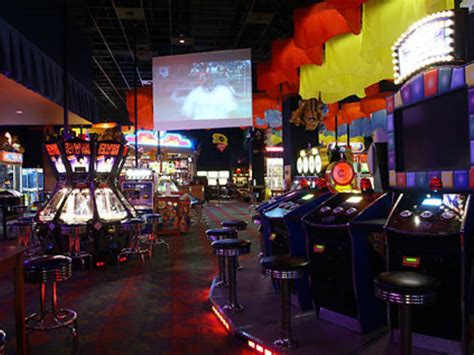 Dave And Buster’s Restaurants In Midtown West New York