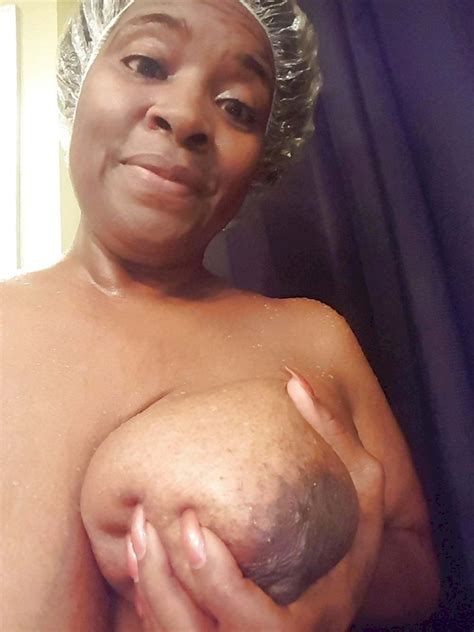 Ebony Milf With Big Tits Shesfreaky
