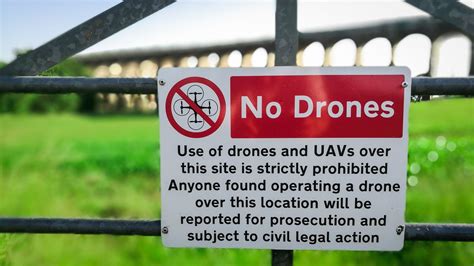 drone rules     register  drone    fly  legally  usa uk