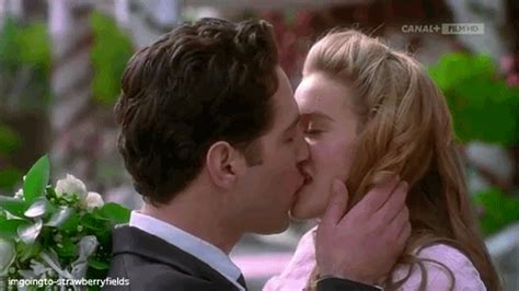Paul Rudd Kiss  Find And Share On Giphy