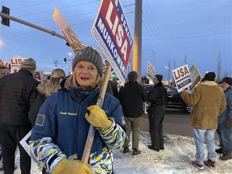 murkowski withstands another conservative gop challenger