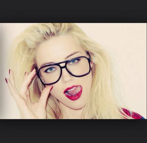 makeup tips for girls with glasses musely